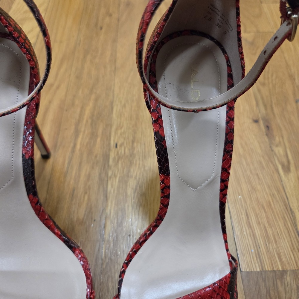 Aldo Womens  Open Toe Sexy Red Snakeskin 5" Stilettos Ankle Strap US 7.5 - Picture 9 of 12
